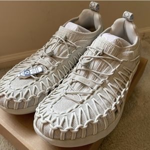 KEEN Men's "Uneek" Outdoor Sneaker